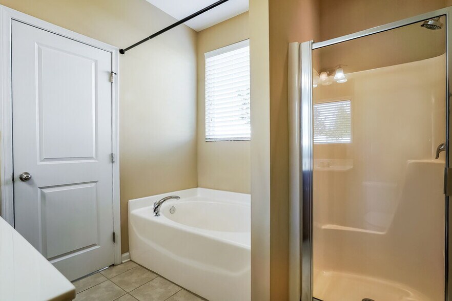 Building Photo - 4011 Massey Wood Trail