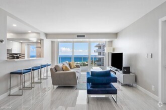 Building Photo - 2 br, 2 bath Condo - 2715 N Ocean Blvd Apt...