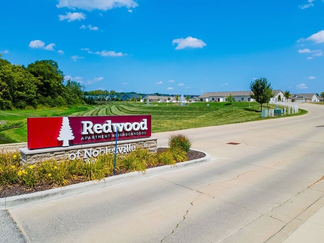 Building Photo - Redwood Noblesville Webster Drive