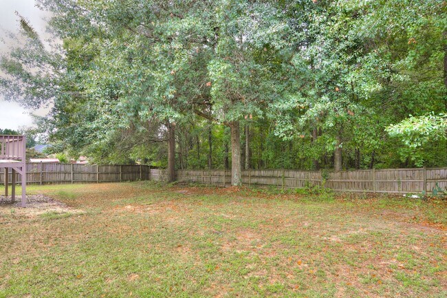Building Photo - 3 Bedroom Ranch Grovetown