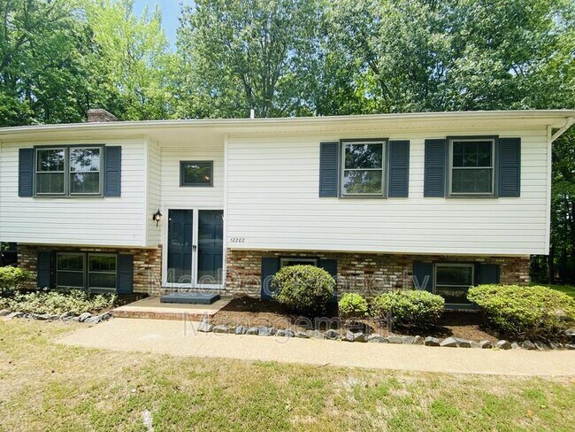 Building Photo - 12202 McClain St