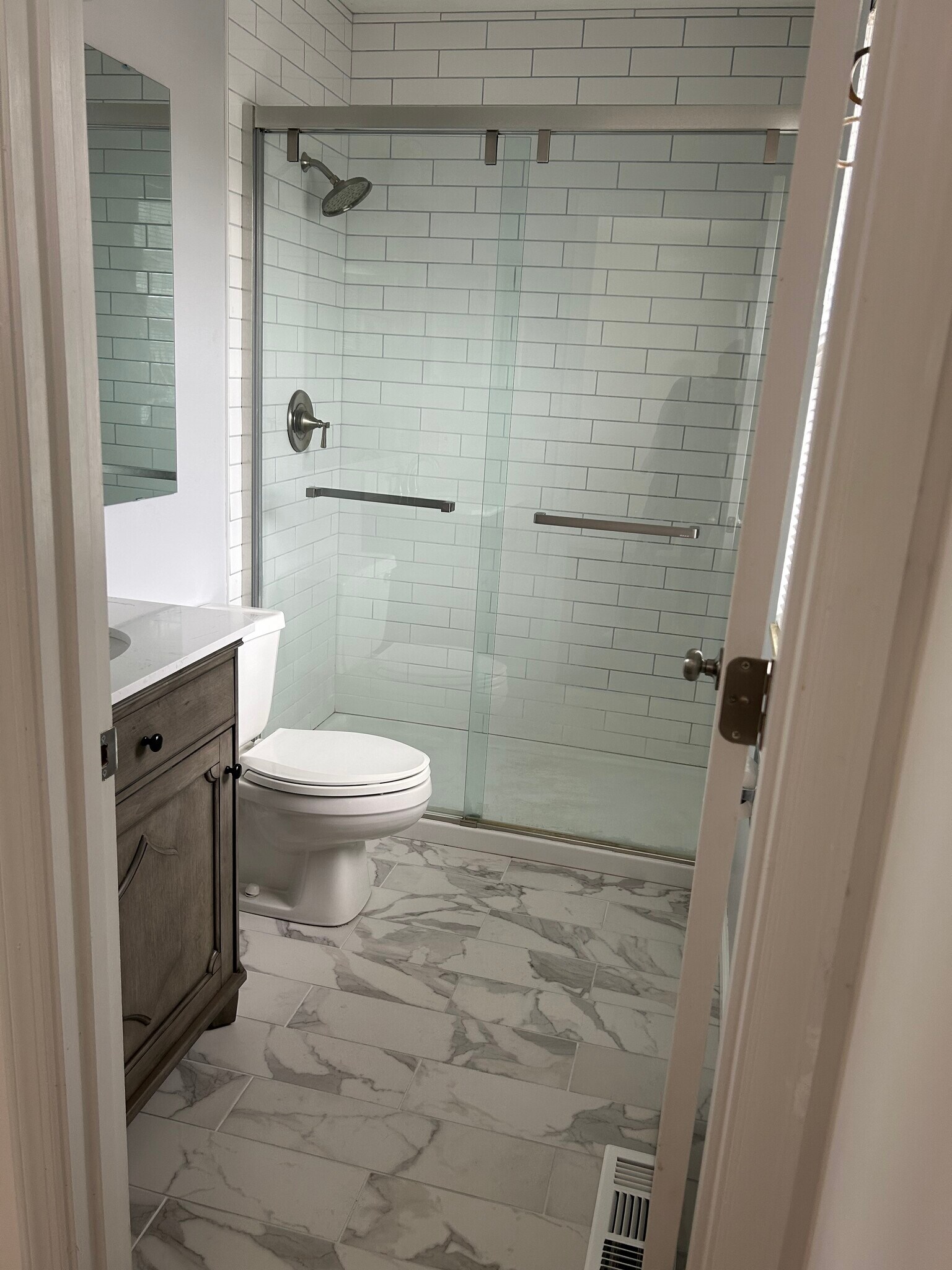 Master bath - 5851 Prince George Ct