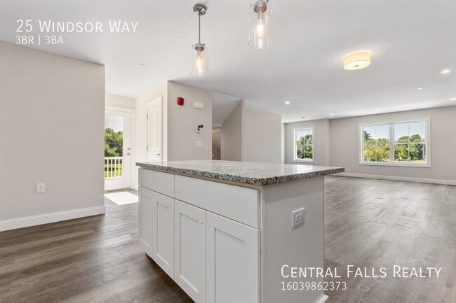 Building Photo - 25 Windsor Wy