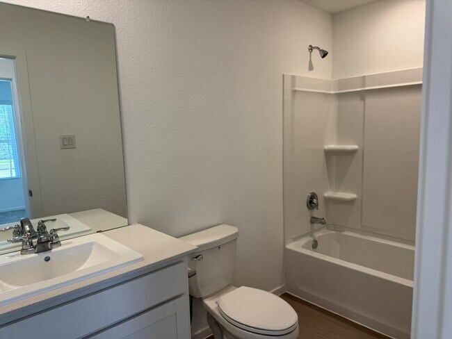 Building Photo - 706 Zuppino Ln