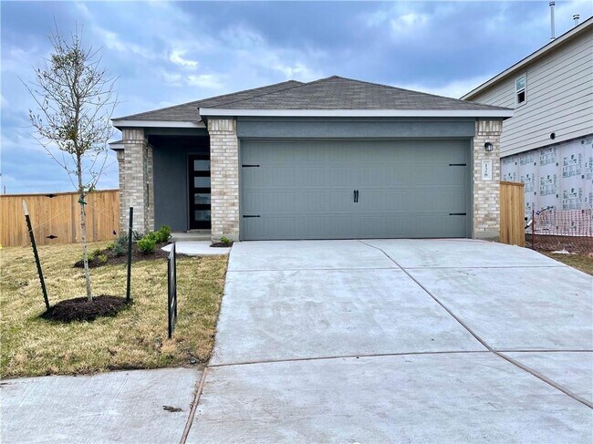 Building Photo - 126 Canley Lp