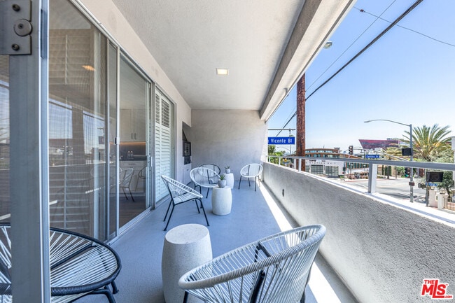 Building Photo - 8911 Cynthia St