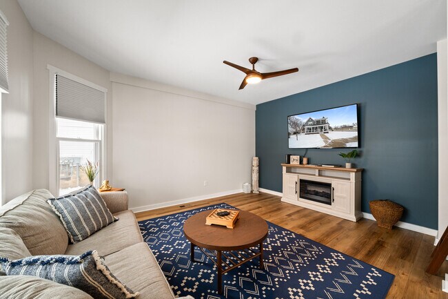 Building Photo - 80 W Geneva St