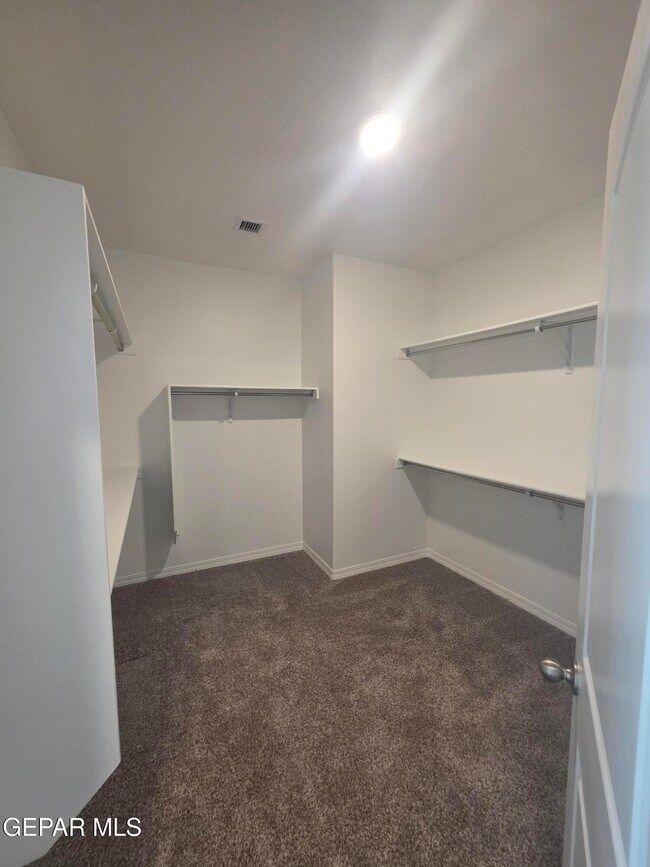 Building Photo - 4889 Christian Azcarate St