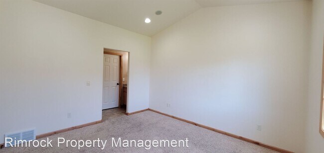 Building Photo - 3 br, 2 bath House - 5820 Kit Ln. S.