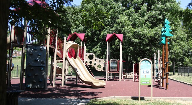 Building Photo - 6265 Gravois Ave