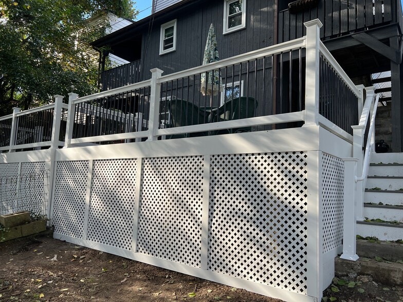 Rear Deck - 1419 Morling Ave