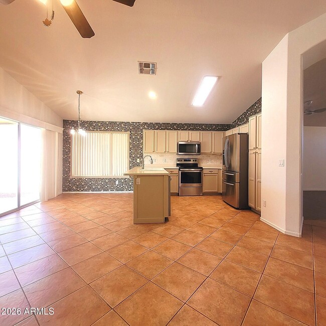 Building Photo - 9205 W Villa Rita Dr