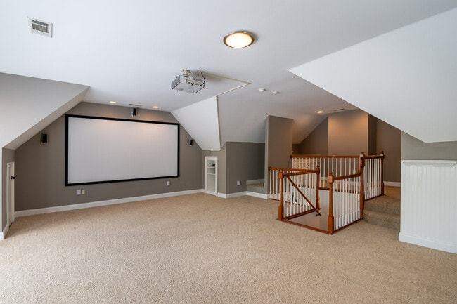 Building Photo - 202 Lagoon Dr