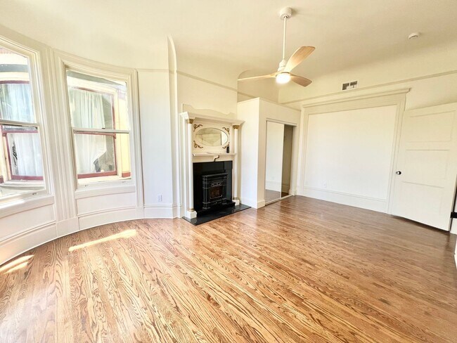Building Photo - 625-627-627 Fillmore St