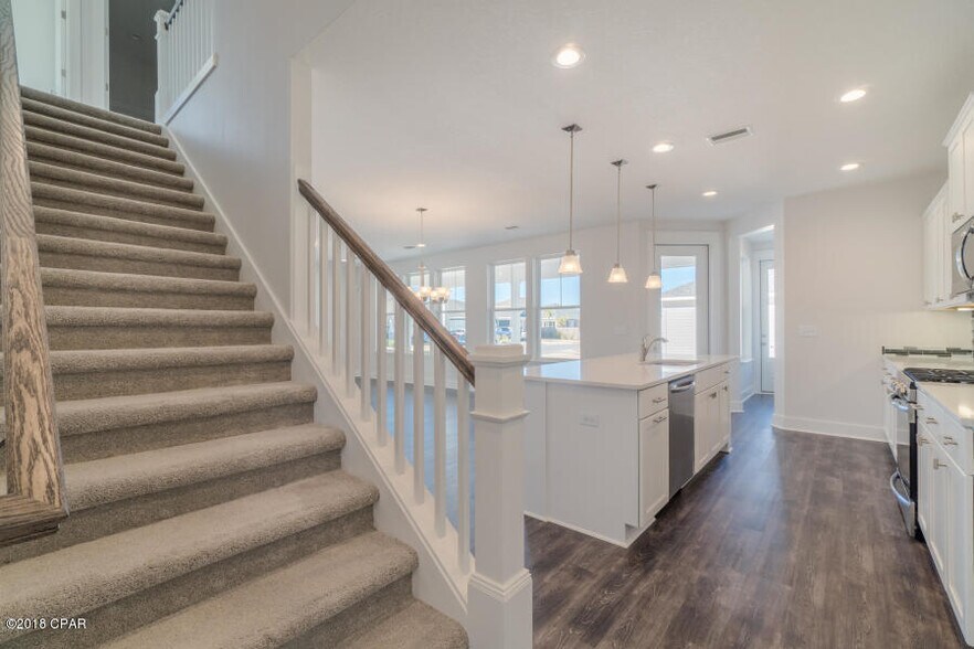 Building Photo - 1232 Bluestem Street