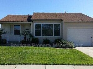 Building Photo - 5712 Lorelei Ave