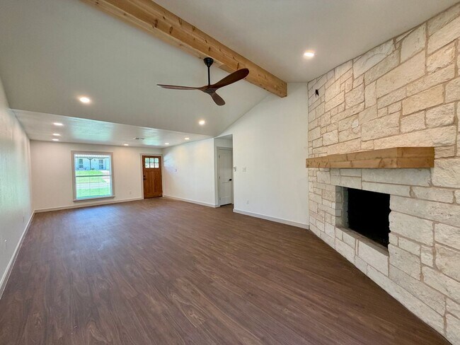 Building Photo - 10801 Rick Dr