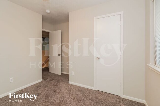 Building Photo - 6706 Windy River Ln