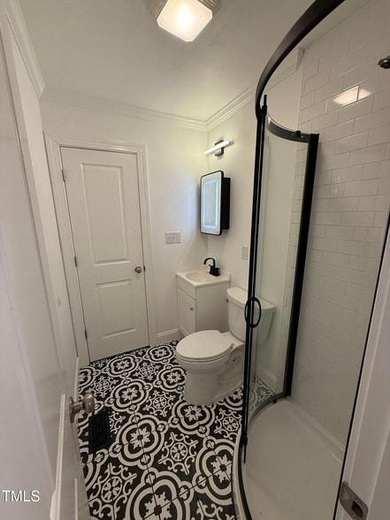 Building Photo - 215 Walnut St