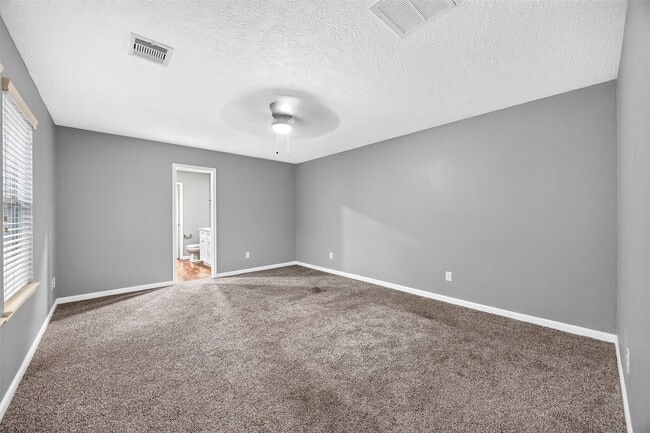 Building Photo - 20722 Fair Castle Dr