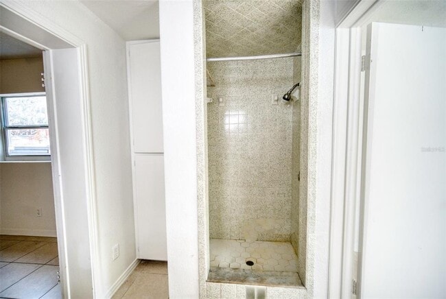 Building Photo - 2317 Harris St