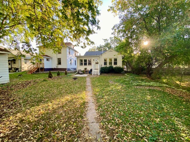 Large, Open Yard - 1015 20th Ave SE