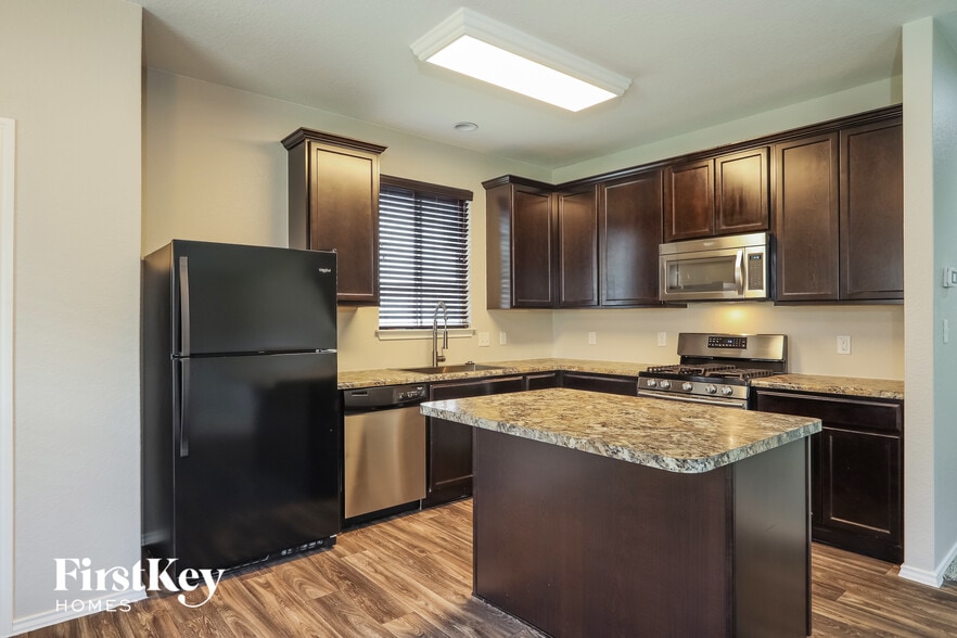 Building Photo - 3422 Coahuila Way