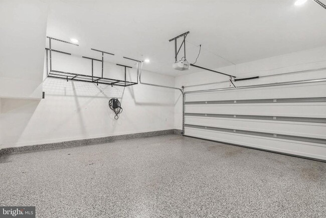 Building Photo - 3212 Evergreen Walk