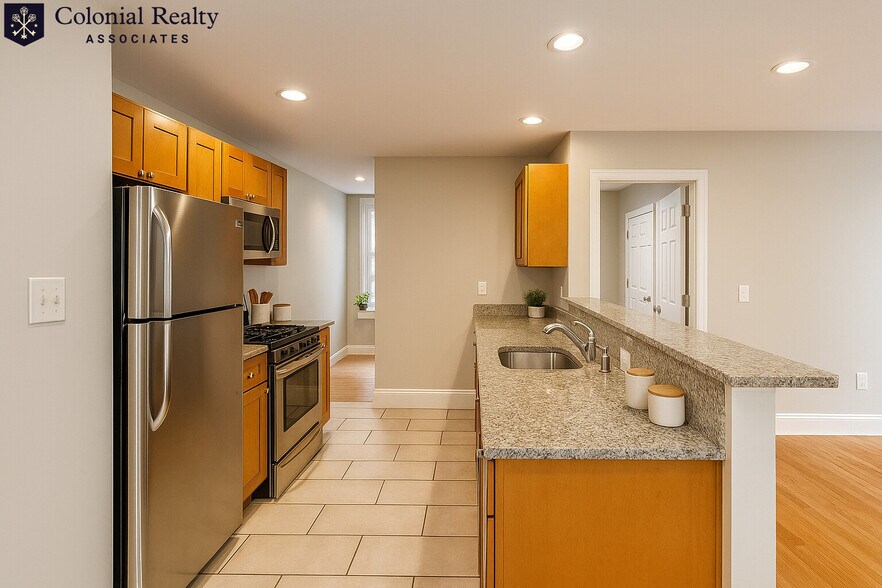 Building Photo - 68 Egmont St