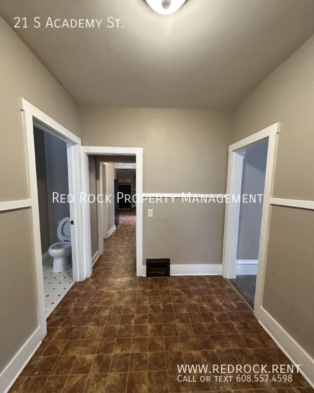 Building Photo - 21 S Academy St