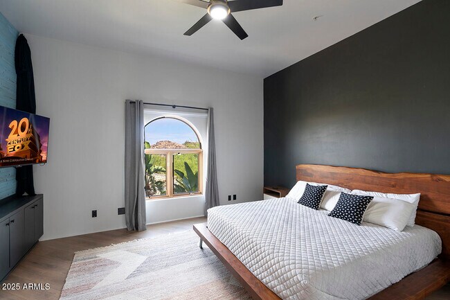 Building Photo - 10420 E Morning Vista Ln