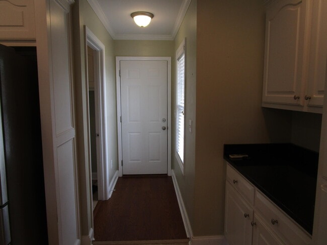 Building Photo - 6620 J J Roberts Dr