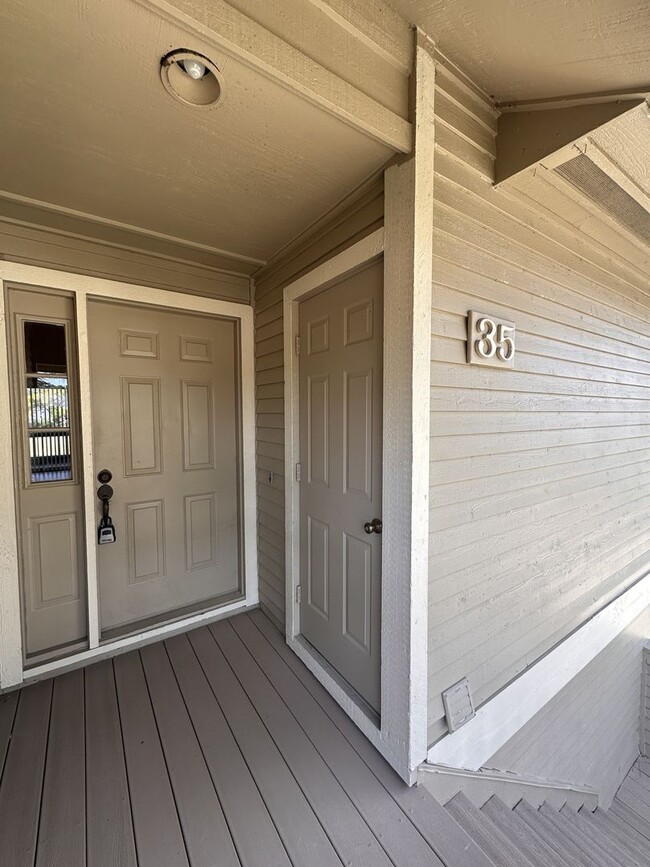 Building Photo - 2 Bedroom 2 Bath in Plantation Bay in Ormond Beach