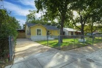 Building Photo - 406 McKinley Ave