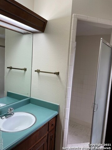 Building Photo - 5314 Peppermint Ln