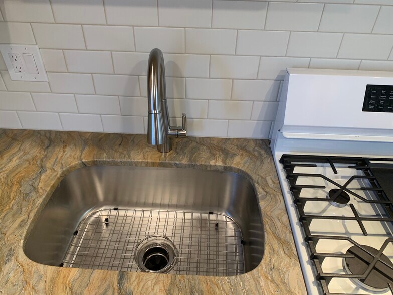 Building Photo - 22 Rantoul St