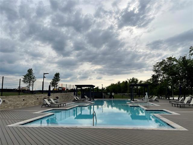 Building Photo - 316 Magnolia St