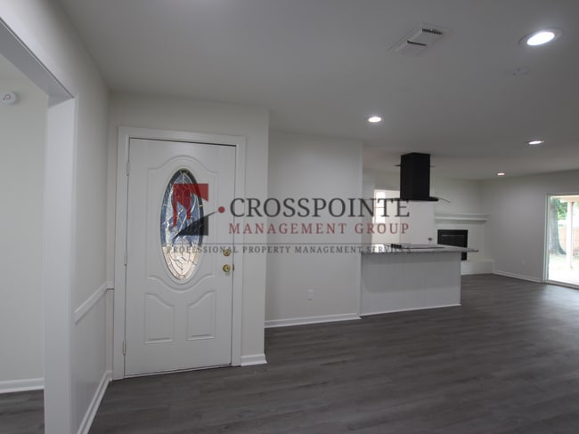 Building Photo - COMING SOON! 3 Bed 2 Bath Home in South Tyler! Tour Today!