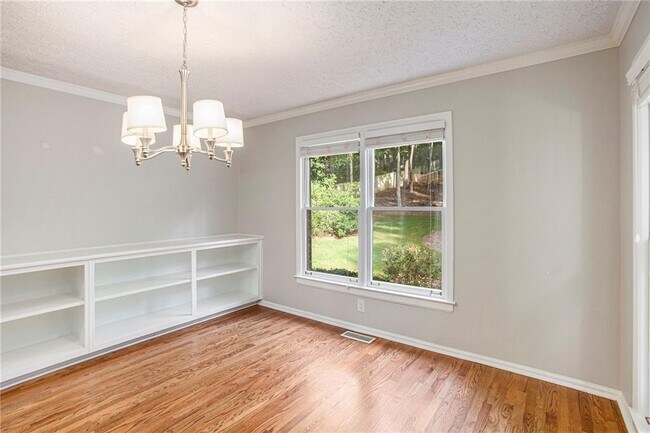 Building Photo - 390 Waverly Hall Cir