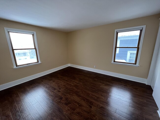 Building Photo - 40 McKinley Ave