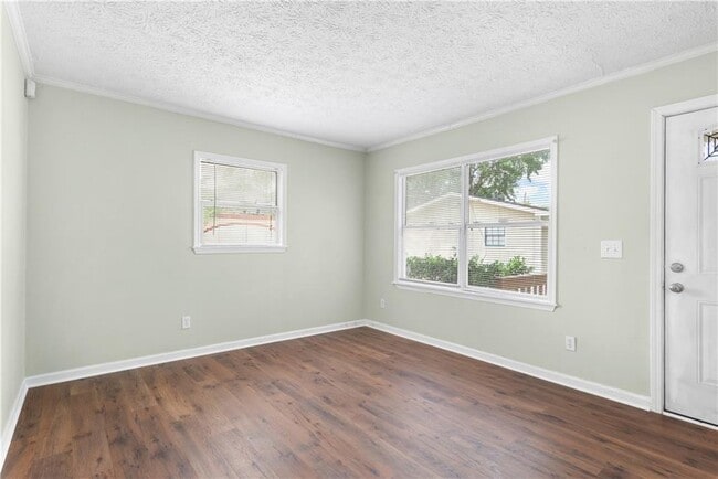 Building Photo - 2051 College Ave NE