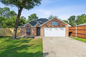 Building Photo - 7201 Denton Dr