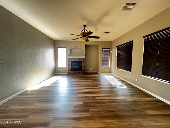 Building Photo - 502 E Kaibab Pl