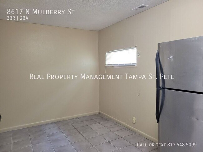 Building Photo - 8617 N Mulberry St