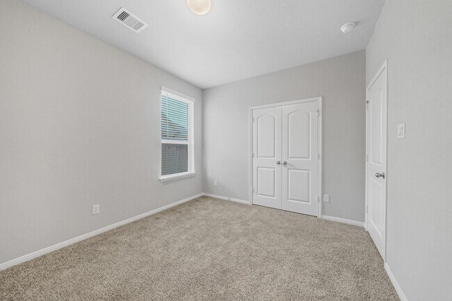 Building Photo - 4911 Bella Danielle Ct