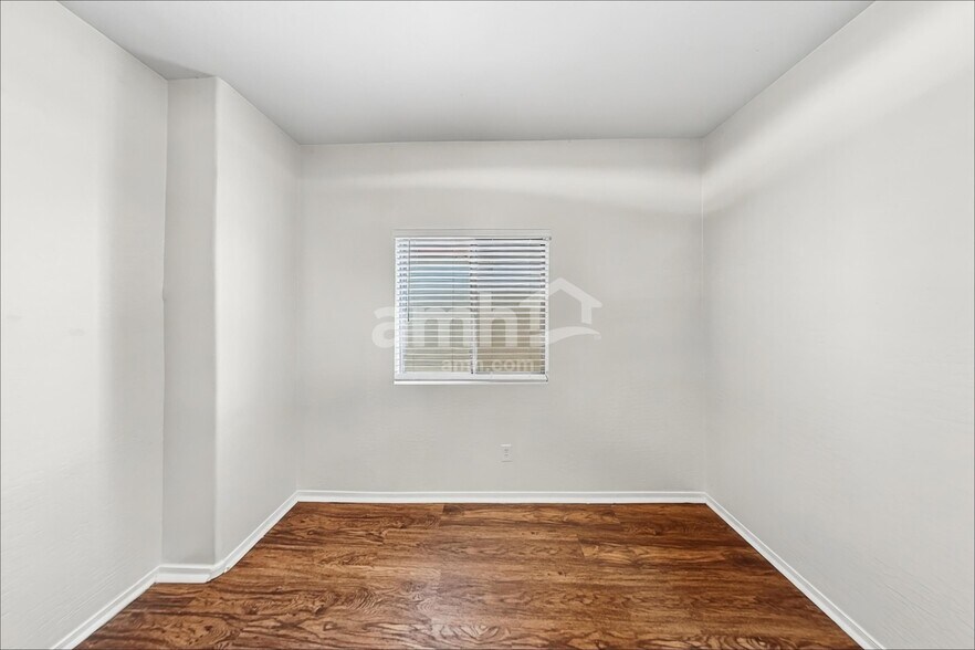 Building Photo - 16600 N 176th Ln