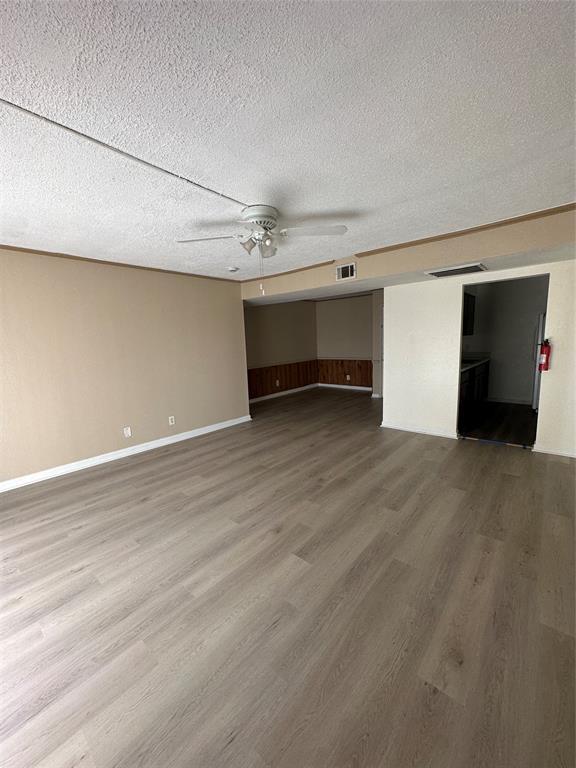 Building Photo - 206 Plaza Verde Dr