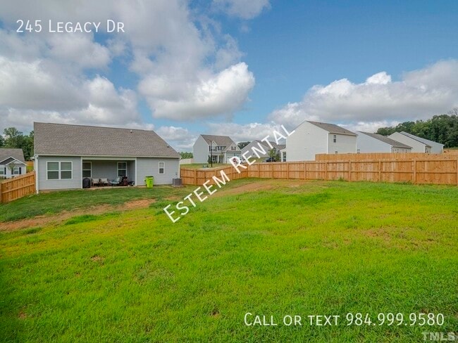 Building Photo - 245 Legacy Dr