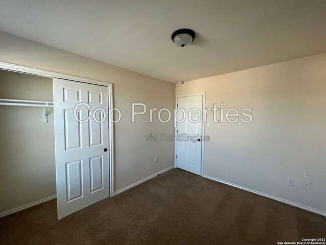 Building Photo - 8712 Azul Sky Ct