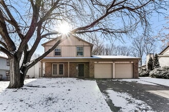 Building Photo - 7551 Rogers Dr